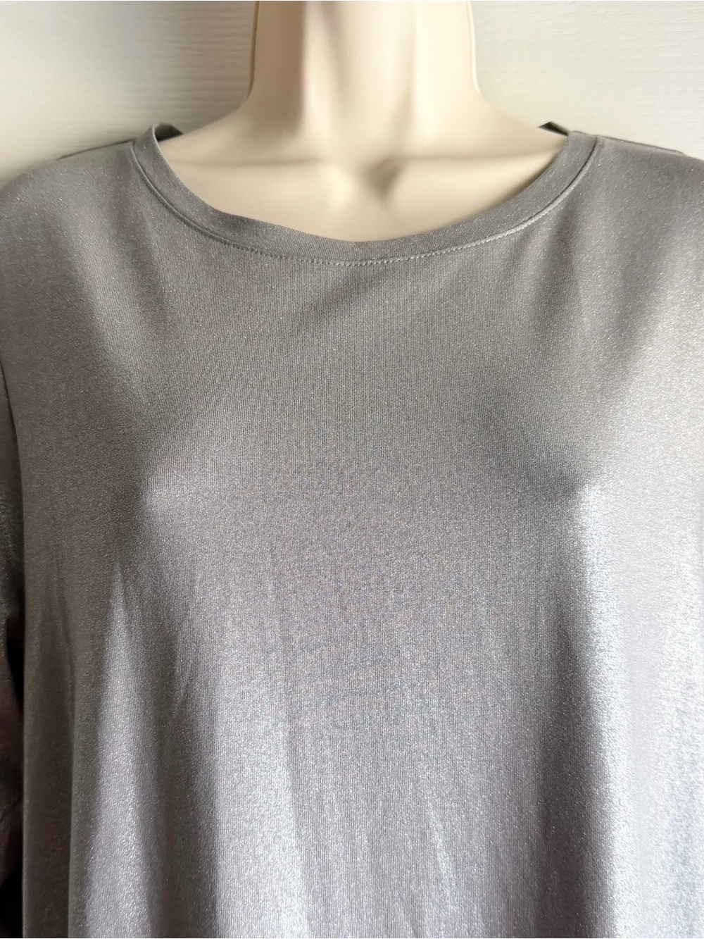 Chico’s Touch of Cool Foil Long Sleeve Layering Tee - Picture 3 of 8